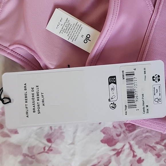 SET ALO REBEL : BRA MEDIUM LEGGGINS SMALL. CANDY HEART PINK - Picture 6 of 14